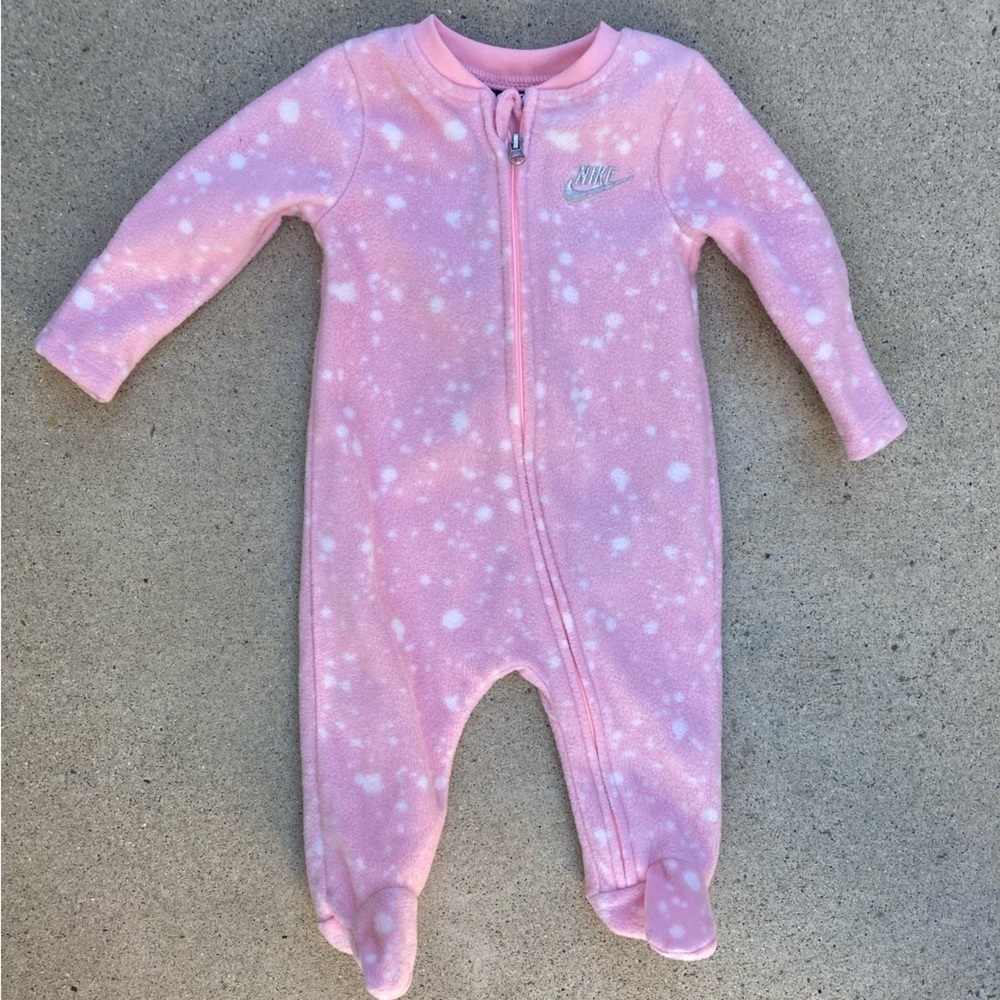 Girls Nike Pink Solid Full-Zip Onesie 3M Poly Warm Baby Newborn Swish Activewear